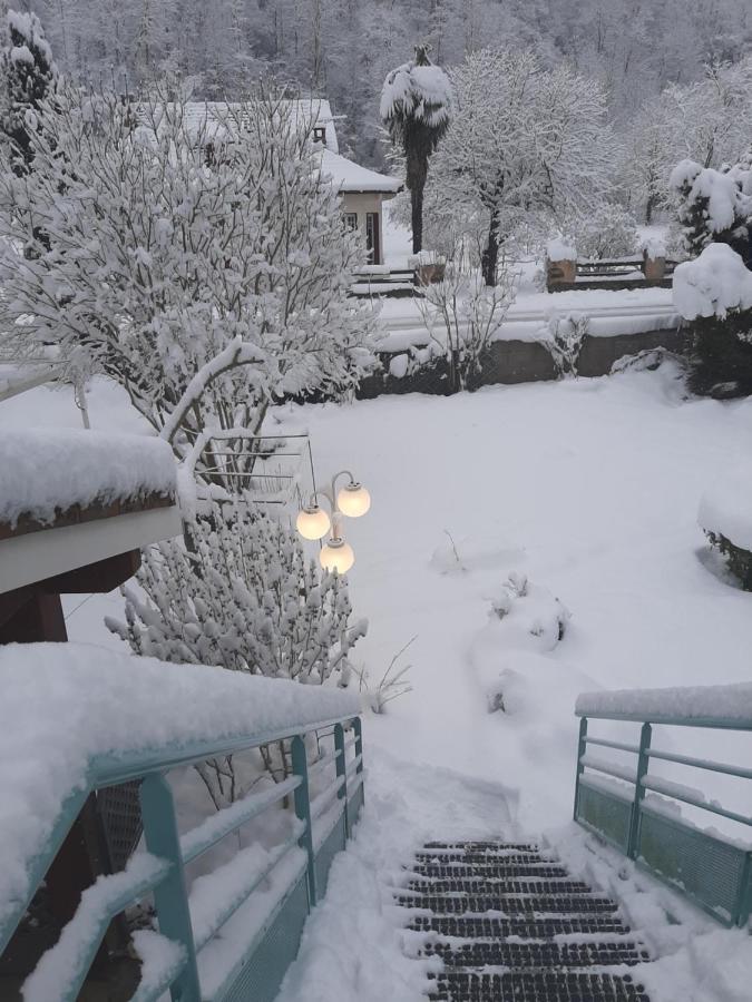 La Petite Auberge De Niaux Экстерьер фото