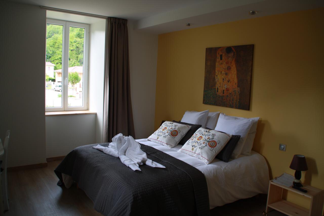 La Petite Auberge De Niaux Экстерьер фото
