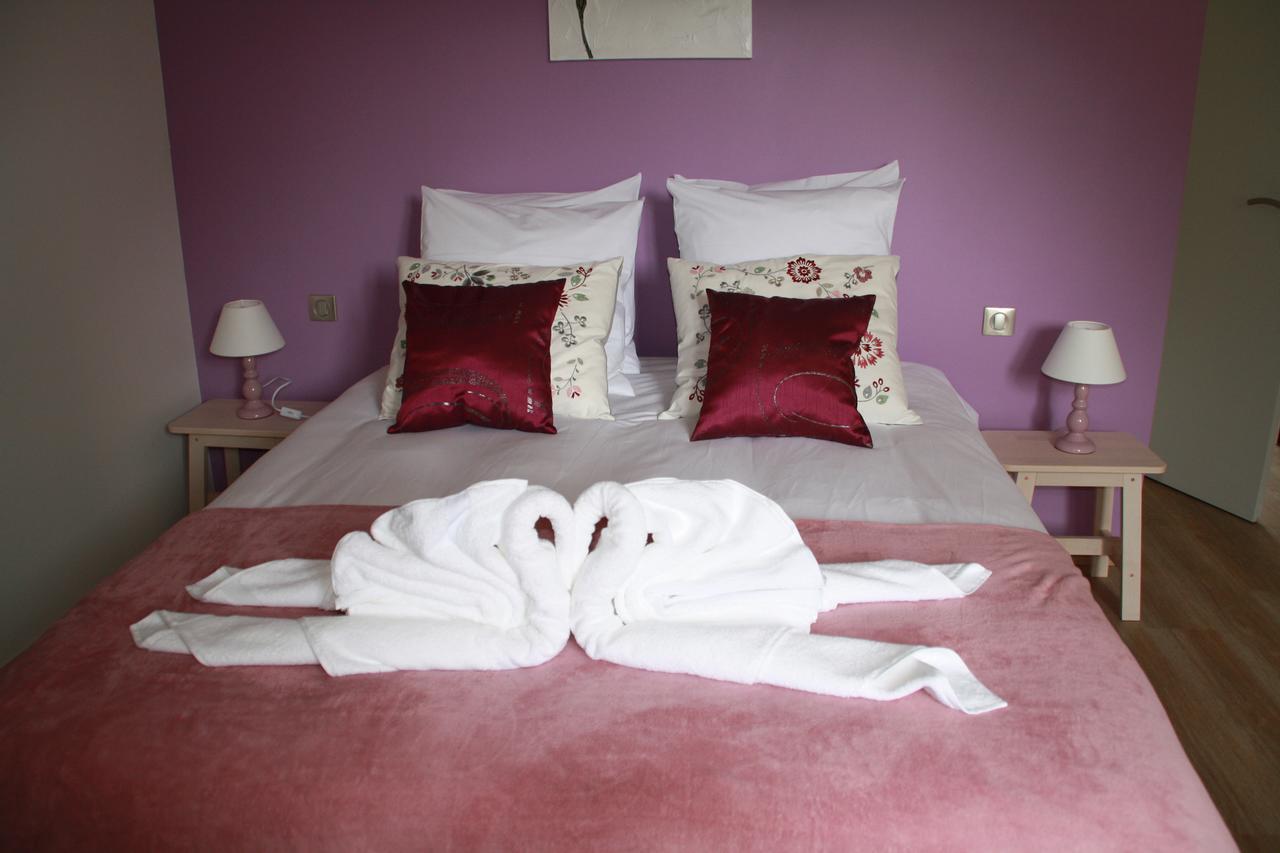 La Petite Auberge De Niaux Экстерьер фото
